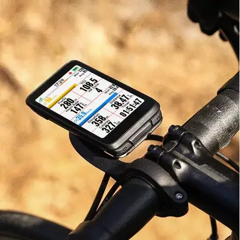 అవుట్‌డోర్ డిస్‌ప్లేలకు ట్రాన్స్‌ఫ్లెక్టివ్ TFT మాడ్యూల్ ఎందుకు అనువైనది